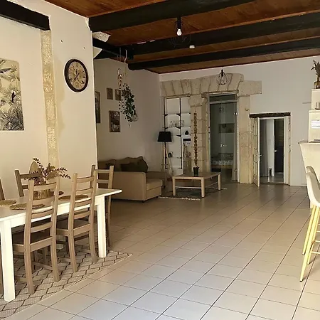 Bel Proche Du Centre Διαμέρισμα